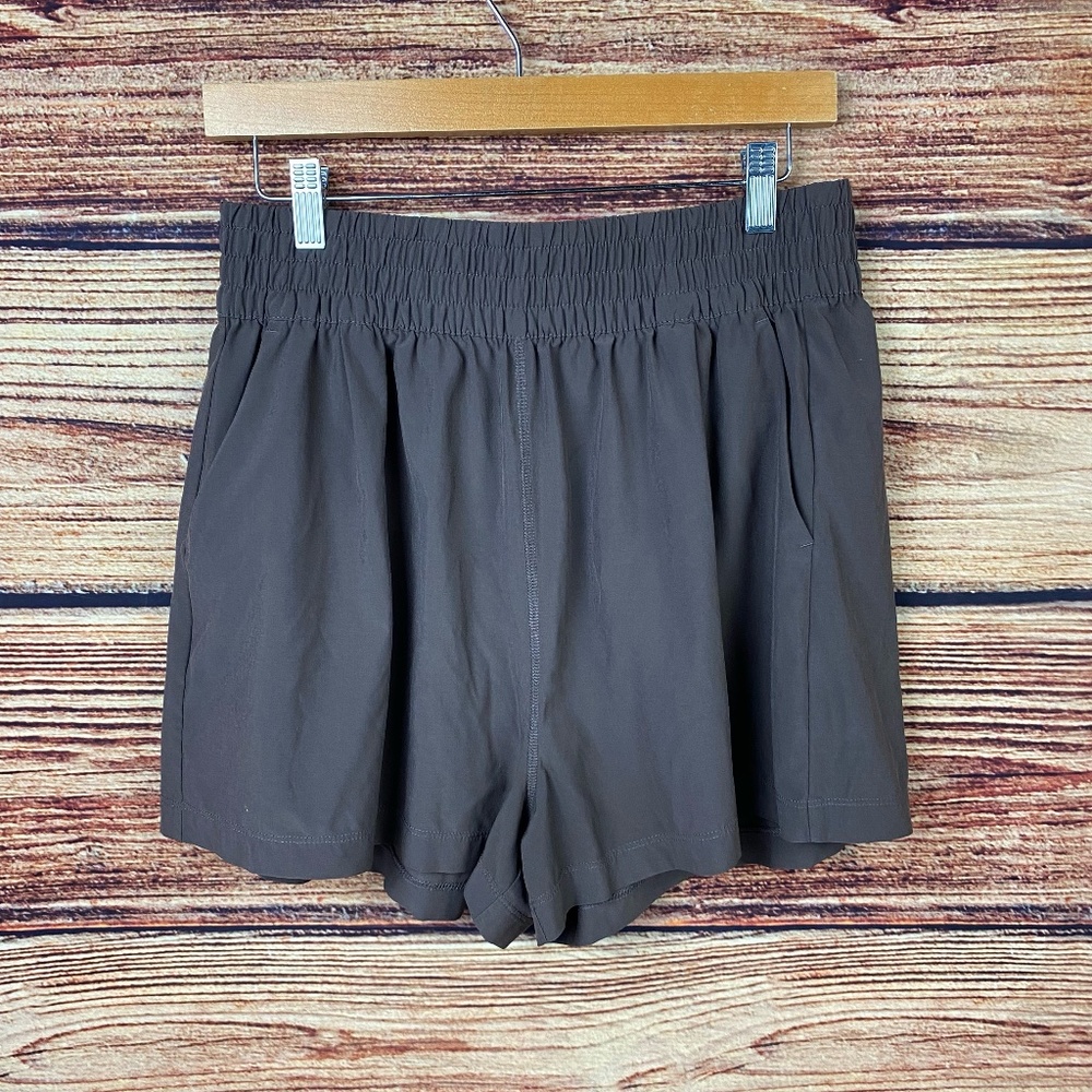 Vuori Java Lightweight Villa Short - image 2